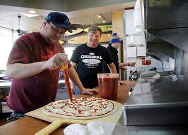 California's US$15/hour wage could help workers, cost jobs