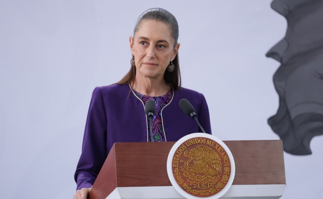 La presidenta Claudia Sheinbaum encabeza La Mañanera del Pueblo en la Escuela Secundaria Técnica No.10 “Artes Gráficas”, ubicada en Avenida Dr. Río de la Loza. Foto: Fernanda Rojas/ EL UNIVERSAL