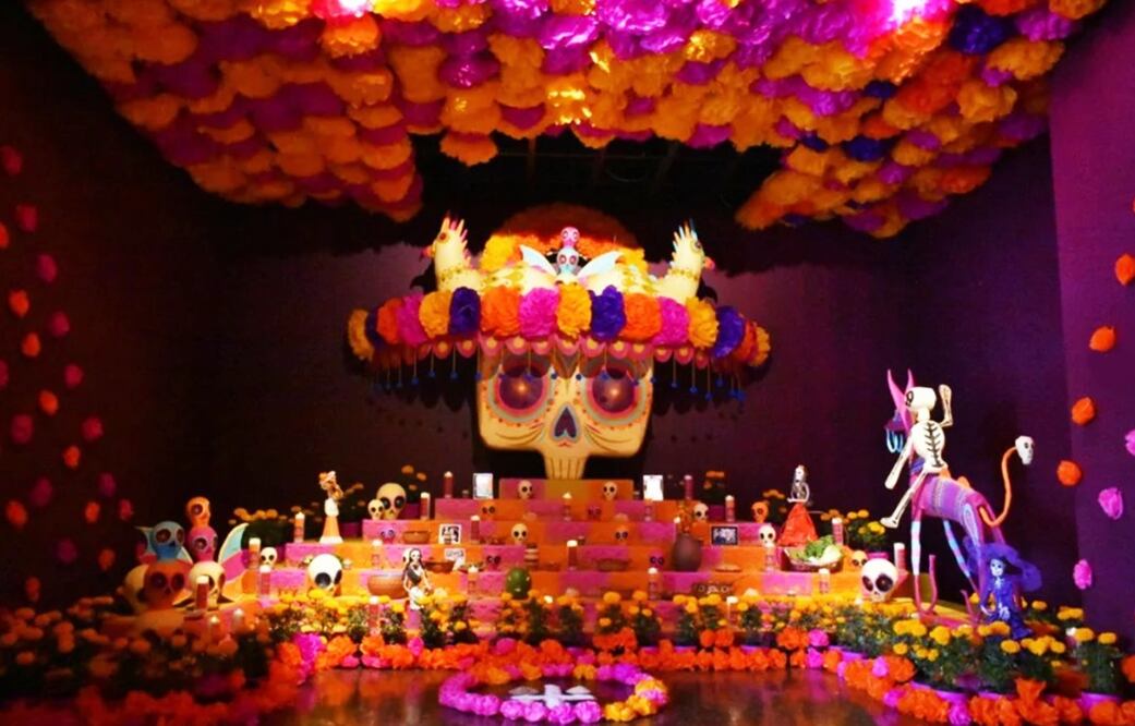 Ofrenda por el Día de Muertos en el Museo de Arte Popular.
Foto: Instagram