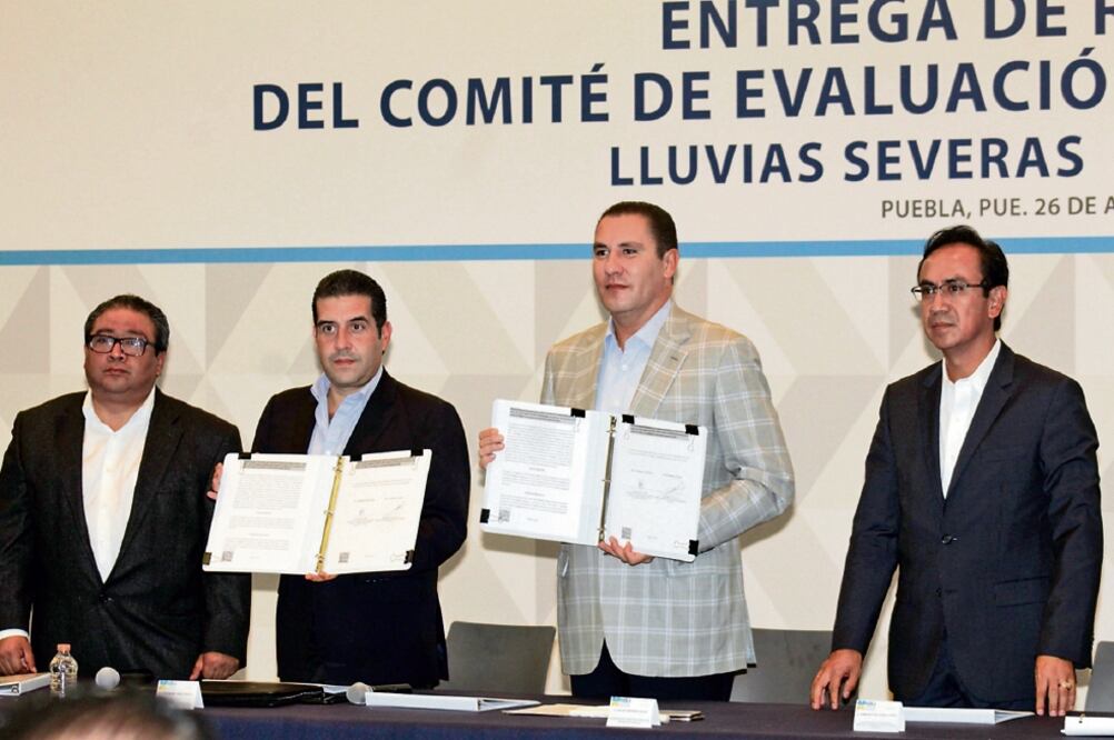 Rafael Moreno dijo que inició la distribución, a cada una de las instancias, de las acciones a emprender para que la reparación tras Earl sea ágil (ESPECIAL)