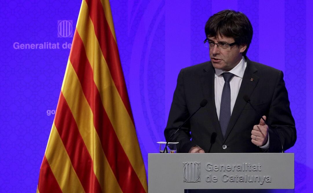 El presidente de la Generalitat, Carles Puigdemont, durante la rueda de prensa (Foto: EFE)
