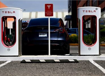 México, en pláticas con Tesla para instalar planta de baterías