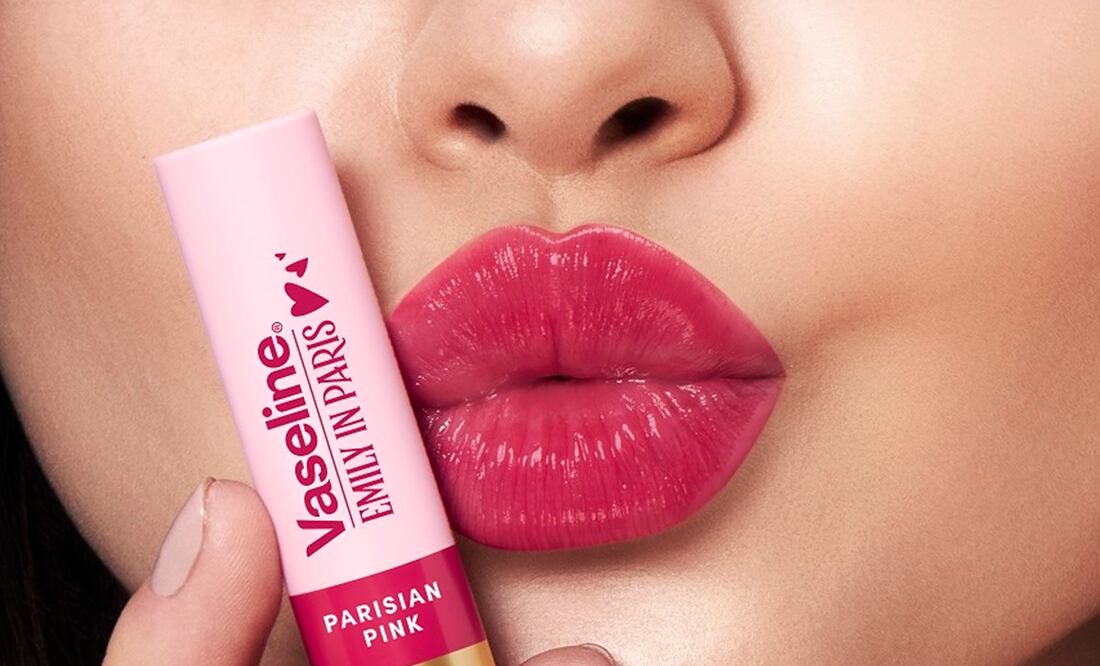 Un rosa vibrante es uno de los tonos de la colección de labiales. Foto: Especial