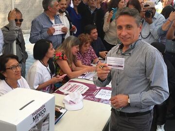 Manuel Negrete se deslinda del grupo político de Mauricio Toledo