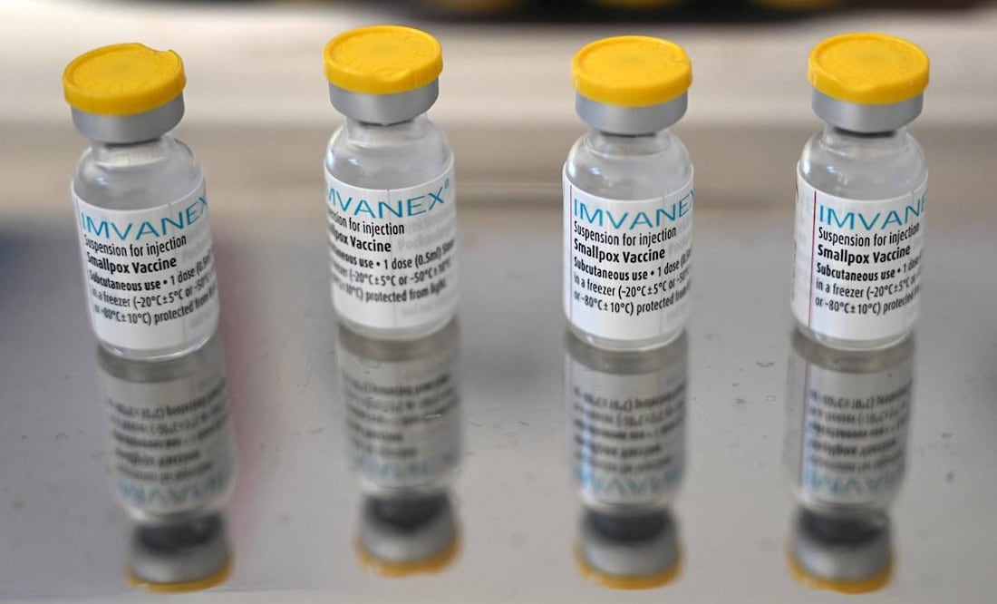 Muestra dosis de Imvanex, una vacuna para proteger contra el virus de la viruela del simio. Foto: AFP