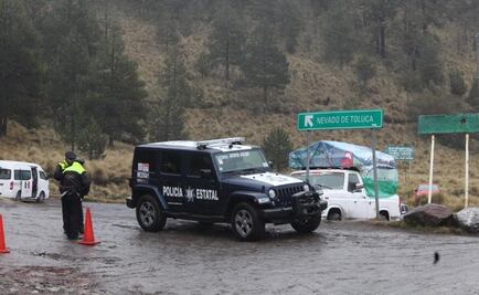 Por caída de aguanieve impiden acceso a paseantes al Nevado de Toluca