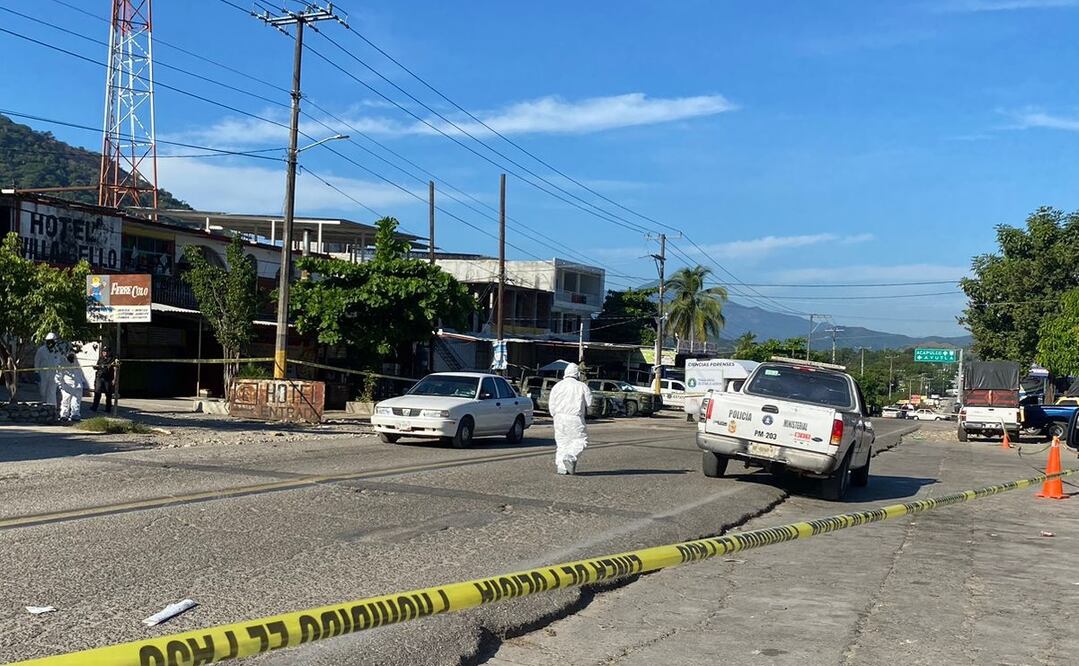 Alrededor de las 8 de la mañana, sobre la carretera federal Acapulco-Chilpancingo, que atraviesa la cabecera municipal, fue atacado a tiros el titular del M. Foto: Especial