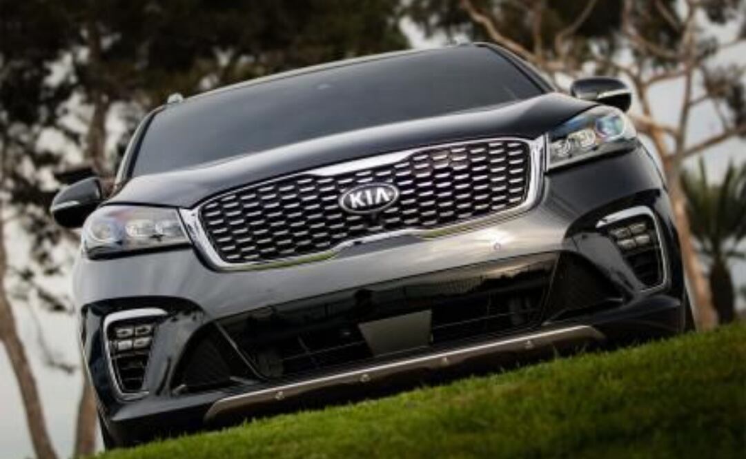 El modelo Sorento de KIA es candidato para acudir a revisión gratuita. Foto: KIA