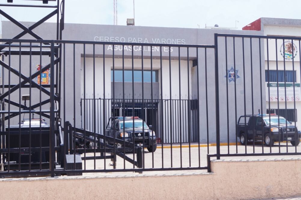 En el Centro de Readaptación Social para Varones de Aguascalientes fueron recluidos Luis Antonio Gorocito y Alejandro Molina (XÓCHITL ÁLVAREZ. EL UNIVERSAL)