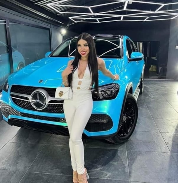 Yeri Mua estrena auto; ¿cuánto cuesta el nuevo "makinon" de la influencer?