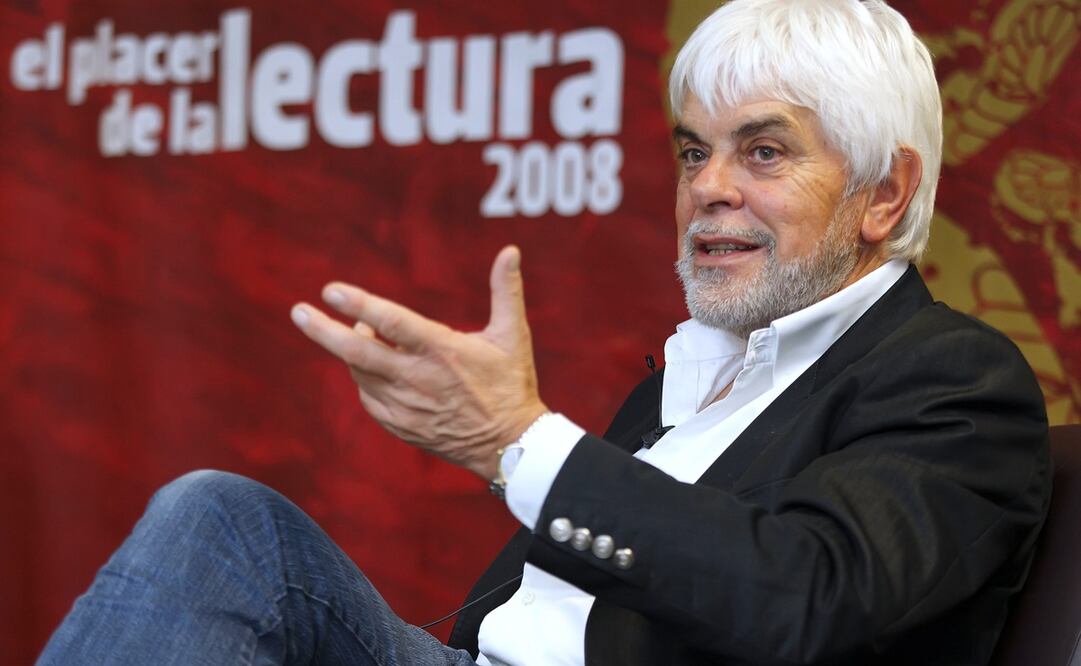 El también arqueólogo, durante su participación en la FIL Guadalajara, en 2008. Foto: EFE, archivo