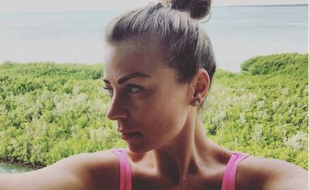 Ludwika Paleta comparte foto en traje de baño