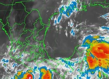 'Carlos' becomes a category one hurricane