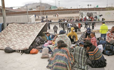 Venezolanos soportan frío y lluvia por el sueño americano
