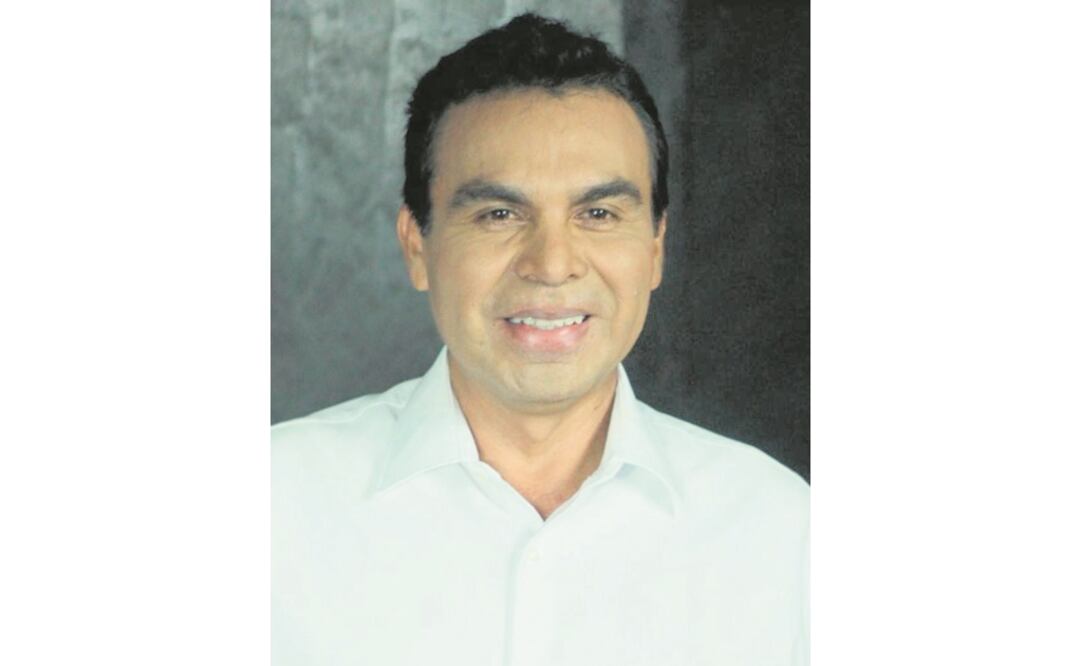 ¿Priístas rematarán su palacio por deudas?