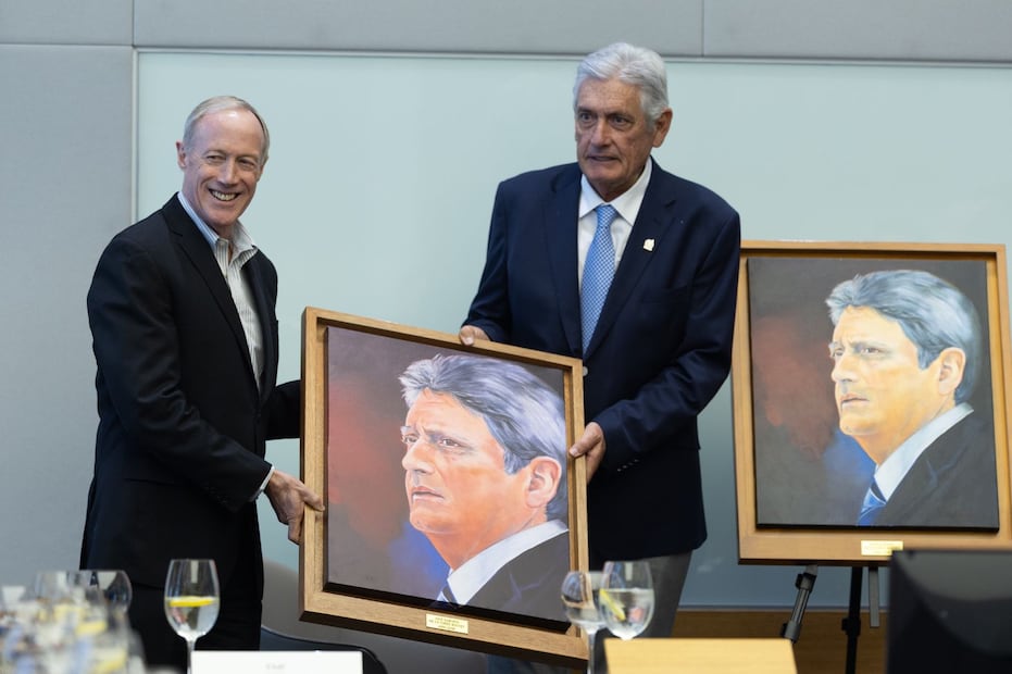 Federación Mexicana de Futbol reconoce el legado de Alberto de la Torre - Foto: Cortesía