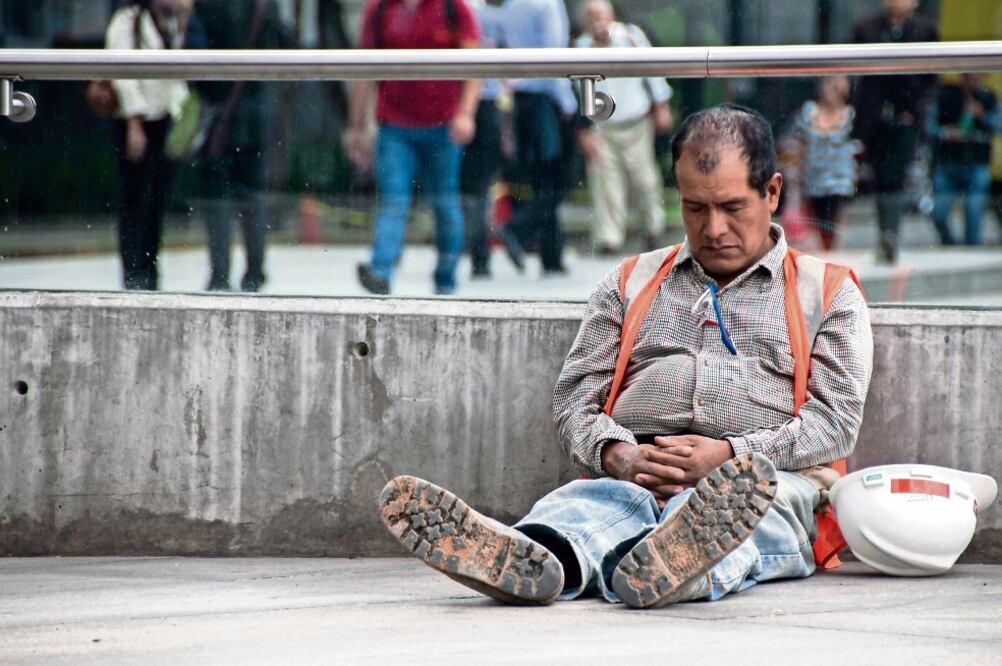 El CEESP dice que la pobreza y desigualdad crecieron debido a la pérdida de poder adquisitivo y la precariedad del mercado laboral. (ARCHIVO EL UNIVERSAL)