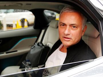 Por primera vez desde el 2001, Mourinho no arrancó una temporada dirigiendo