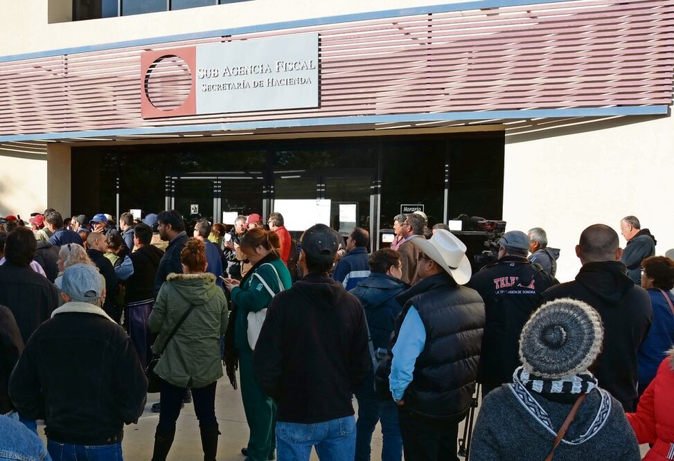 La Secretaría de Hacienda captó por el ISR 284 mil 773 millones este año, mientras que en marzo del año anterior fueron 327 mil 179 millones.