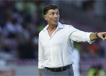 Hernán Cristante perdió la cabeza y ahorcó a auxiliar del Atlético de San Luis