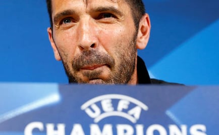 Buffon: "Un equipo que tiene a Messi, Suárez y Neymar tiene fuerza demoledora"