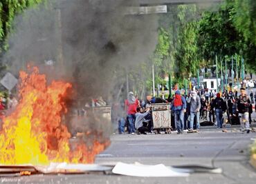 Vandalizan anarquistas en las inmediaciones de CU