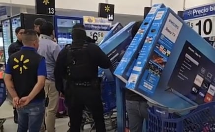 ¡Ahora en Tamaulipas! Walmart vende en 299 pesos pantallas de 50 pulgadas; Guardia Estatal impide que clientes se las lleven