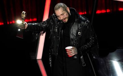 Post Malone hace rapear a los Billboard Music Awards con nueve premios