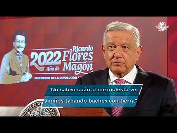 López Obrador adelanta que podría comprar máquina que tapa baches en 5 minutos