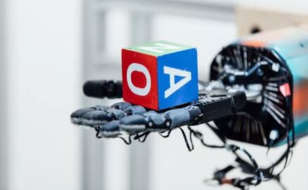 Microsoft invierte mil millones de dólares en inteligencia artificial