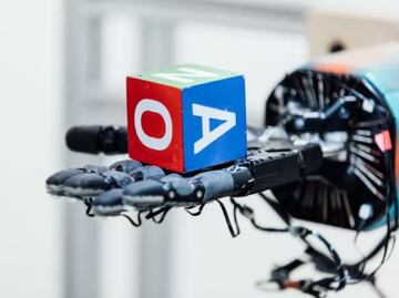 Microsoft invierte mil millones de dólares en inteligencia artificial