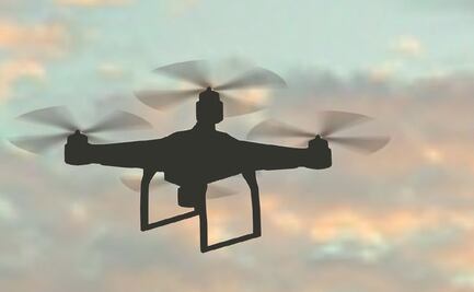 Cancela espectáculo de drones tras choque de dos aparatos durante festejos patrios en Piedras Negras, Coahuila