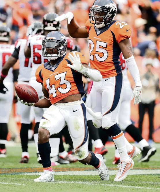 Denver espera que su QB titular, Trevor Siemian, regrese (JACK DEMPSEY. AP)