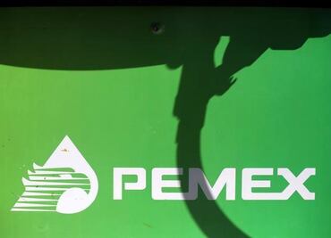 Mexico's Pemex imports first diesel cargo via train from U.S.