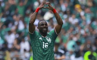 Julián Quiñones responde con gol y liderazgo en el arranque del Tri en el Mundial