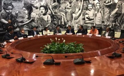 Political parties sign civility agreement for Mexico City