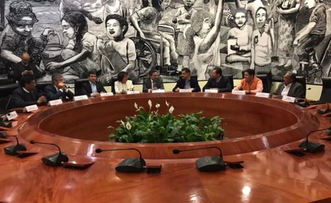 The civility agreement for Mexico City was signed on January 8 – Photo: COURTESY