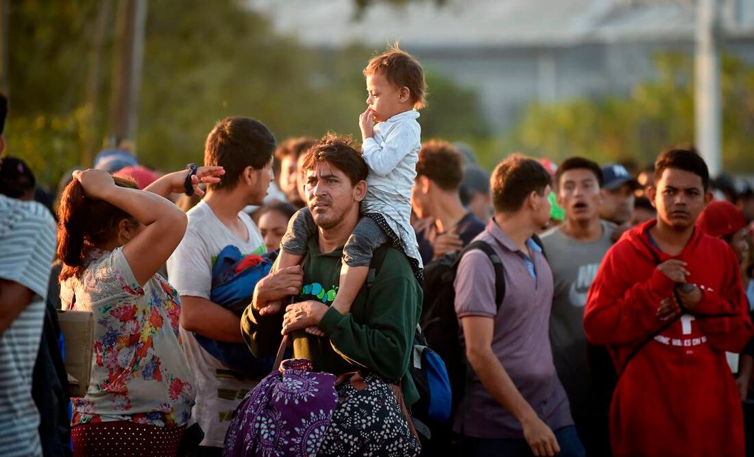 Mexicanos en la frontera de Chiapas con Guatemala. Foto: AFP