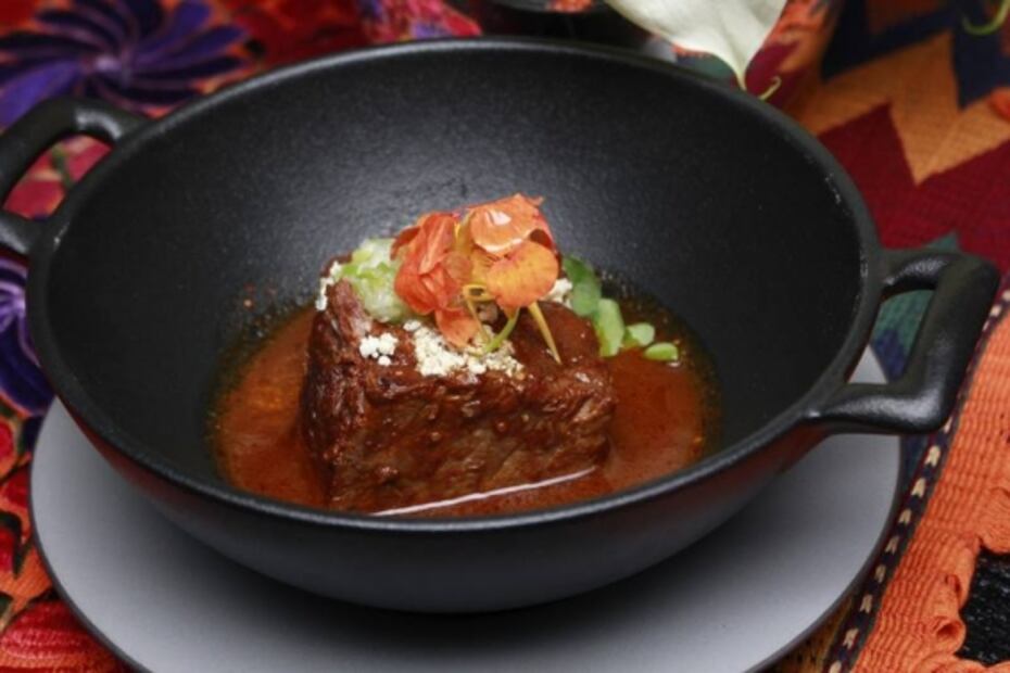 La cocina oaxaqueña se muda temporalmente a la Riviera Maya