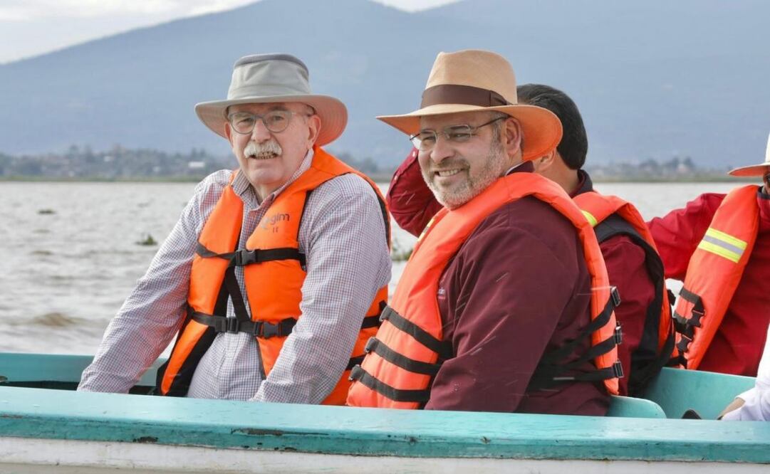El gobernador Alfredo Ramírez Bedolla anunció que la isla de Urandén será sede de la primera Regata Nacional de Canotaje. Foto: Especial