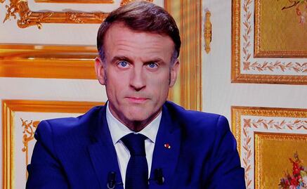 Emmanuel Macron pospone para el viernes nombramiento de su nuevo primer ministro; busca apoyo parlamentario
