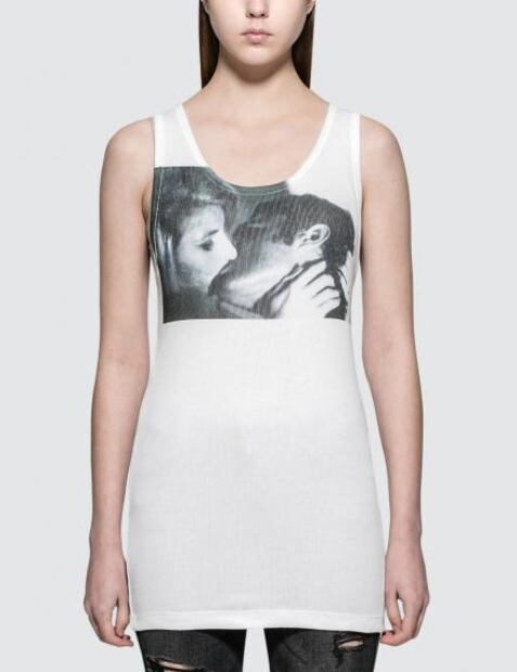 Calvin Klein imprime fotografías de Andy Warhol en nueva colección de lencería