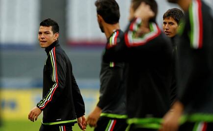 Hirving Lozano viaja a Holanda para concretar pase a PSV