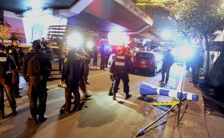 Arrolla a policías para huir del alcoholímetro