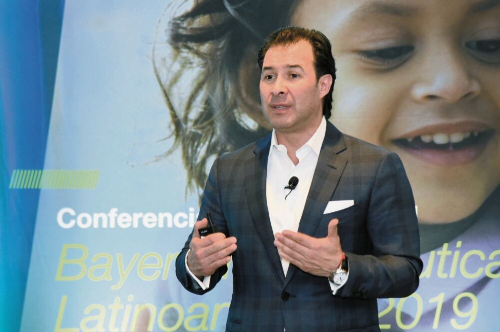 Progreso. Eduardo Magallanes detalló que Bayer invierte 2 mil 893 mde en su negocio farmacéutico global, con avances en oncología. Foto: EFE