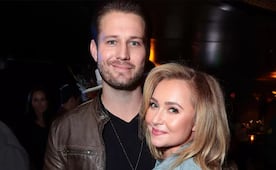 Brian Hickerson, pareja intermitente de Hayden Panettiere, estaba con ella cuando murió, aseguran