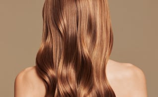 Envejecimiento del cabello: la nueva prioridad del cuidado capilar