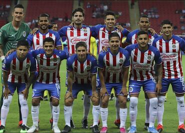 Jugadores de Chivas lamentan la salida de Tomás Boy