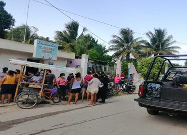 Decenas de personas resultan intoxicadas por comer cochinita pibil en mercado de Yucatán