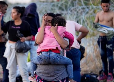 AMLO destaca que gobernador de Texas ha moderado su postura ante migrantes